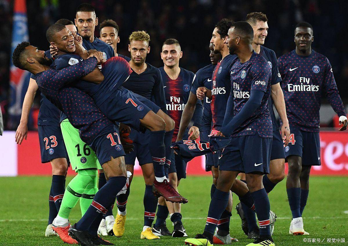 棋牌游戏-进攻犀利：巴黎圣日耳曼大胜切尔西的简单介绍